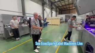 Ο πελάτης επισκέπτεται το εργοστάσιο EcooSpark