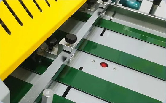 EcooGraphix 720mm μικρή μηχανή τοποθέτησης σε στρώματα σχήματος πλάτους με τους κόπτες για επαγγελματική χρήση
