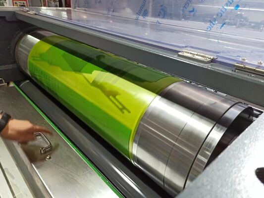 9500 sph A1 UV Spot Varnishing Machine με μέγιστο μέγεθος φύλλου 720x1060mm και πάχος 80-500gsm