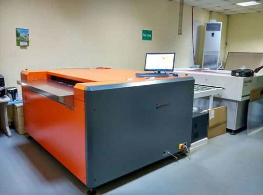 1470mm αντισταθμισμένη μηχανή πιάτων ΚΠΜ (Κοινή Πολιτική Μεταφορών) για τη ζαρωμένη εκτύπωση χαρτοκιβωτίων