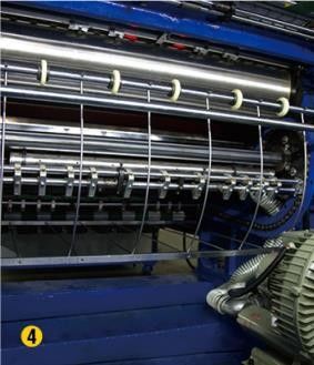 5500pcs/H 620mm αυτόματο UV σημείο που λουστράρει τη μηχανή επιστρώματος