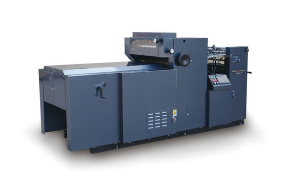 350gsm πίνακας 620mm UV μηχανή 5000pcs/H λουστραρίσματος πλάτους