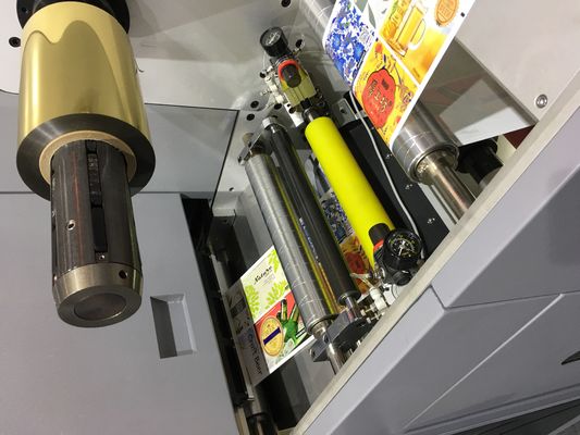 Μηχανή εκτύπωσης ψηφιακών ετικετών EcooGraphix DigiSpark για μοναδικά οπτικά εφέ