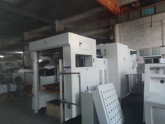 1080BQ Αυτοματοποιημένη μηχανή κοπής με πετσέτα με απορρίμματα για την διακόσμηση καρτών