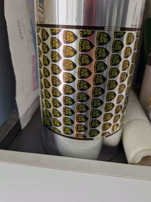 80m/Min συγκολλητική Flexographic μηχανή εκτύπωσης με το λουστράρισμα