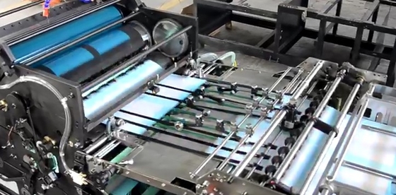 EcooGraphicx Υψηλής Ταχύτητας Μηχανή Λακτισμού UV για Βιβλία, Πλακέτες και Ετικέτες